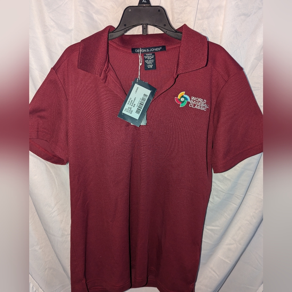 NWT Women's‎ Medium World Baseball Classic Polo